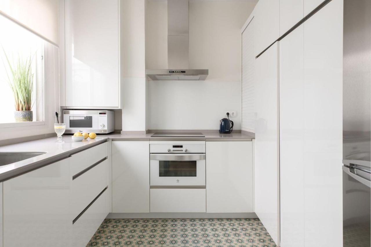 Plaza Nueva 2 Bedrooms & 2 Bathrooms Севілья Екстер'єр фото